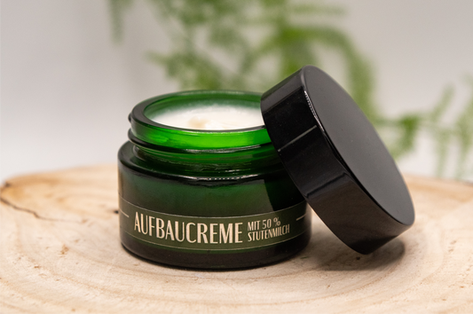 AUFBAUCREME - Stärkung und Regeneration für Ihre Haut
